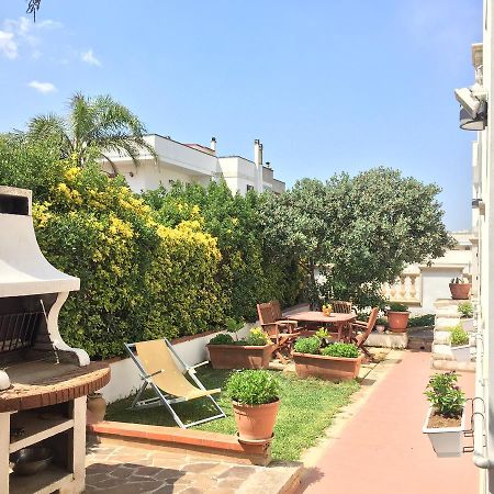 Casa Vacanza Zia Dani 카스트로 외부 사진